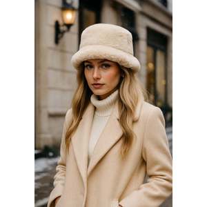 Sombrero de Pescador de Piel Sintética Beige Importado - Sombrero de Invierno de Moda Premium - Accesorio de Color Beige Vibrante Spk1102-1 - Beige - Product Image 5