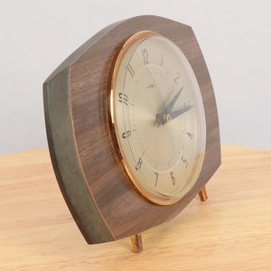 Horloge de sol en bois artisanale avec logo personnalisé, bois massif naturel, art déco, mécanique, verre et cristal, tranche d'agate, design carré - Product Image 3