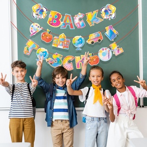 Cartel de regreso a la escuela con letreros de lápiz de Apple, guirnalda de aula, cartel de regreso a la escuela, suministros de decoración para fiestas en el aula - Product Image 5