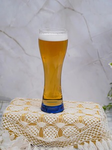 Most Sought-After Handmade Extra-Large Cocktail <b>Glasses</b> for Relaxation and Holding a Generous Pour After a Long Day - Product Image 4