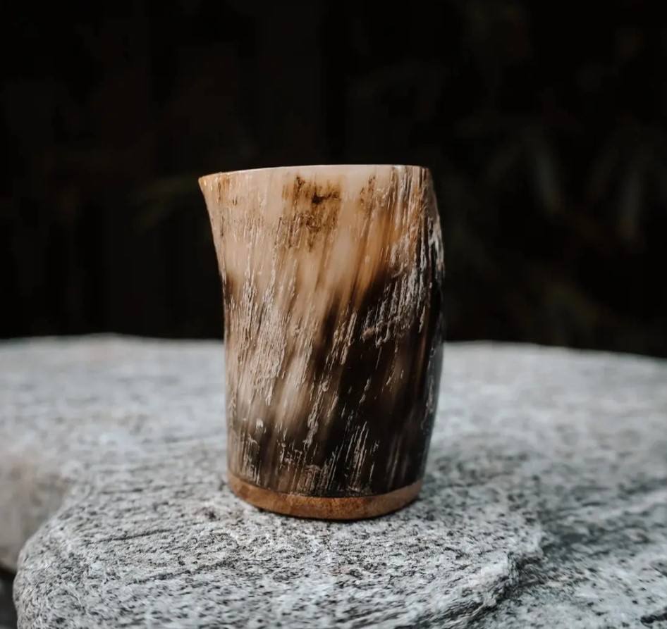 สีน้ำตาล