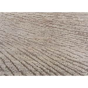 พรมขนสัตว์ผสมไหมไผ่ถักมือสีเบจน้ำตาลขนาดใหญ่ รุ่น AKWB-3549 ลายเรขาคณิต รูปทรงสี่เหลี่ยมผืนผ้า เหมาะสำหรับห้องโถง ห้องนั่งเล่น - Product Image 3