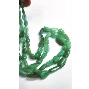 2 brins d'émeraude naturelle 10mm à 15mm perles ovales lisses 230 Ct Lot Iroc Sales 16 Inch Length Green Emerald Beads US $73 - Product Image 3