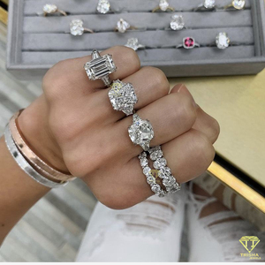 Anillo DE BODA clásico de tres piedras con diamantes cultivados en laboratorio para mujer, certificado IGI, impecable, Color D, VVS, estilo Vintage, corte de cojín, fiesta - Product Image 4