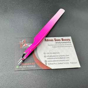 Pinzas de aislamiento de pestañas con logotipo personalizado, Punta puntiaguda precisa, acero inoxidable sostenible para Aplicación de pestañas - Product Image 1