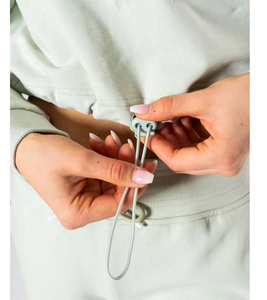 KATBROS INDUSTRY OEM Custom Made Stylish Best Quality Quick Dry Eco-Friendly Breathable Gym <b>Crop</b> <b>Top</b> <b>Hoodies</b> Women - Product Image 2