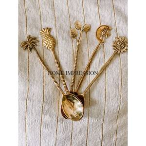 Ensemble de couverts de haute qualité plaqués or et argentés de haute qualité de fournisseur indien d'art créatif moderne et d'artisanat attrayant - Product Image 5