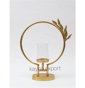 เชิงเทียนโลหะสีทองสำหรับตกแต่งคริสต์มาสที่มีเอกลักษณ์ในสไตล์งานหัตถกรรมโลหะหล่อรูปแบบใหม่แหวนสำหรับตกแต่งบ้าน - Product Image 2