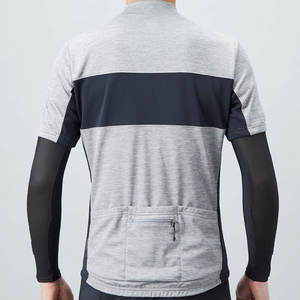 Manchons de cyclisme confortables de couleur unie, vente directe usine, respirants, design uni personnalisable - Product Image 5