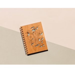 Cahier de voyage convivial avec couverture MDF - Product Image 2