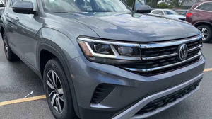 Volkswagen Atlas 2.0T SE 2024 Usado - Excelente Estado, Volante a la Izquierda, Asientos de Cuero, Cámara Trasera - Product Image 3