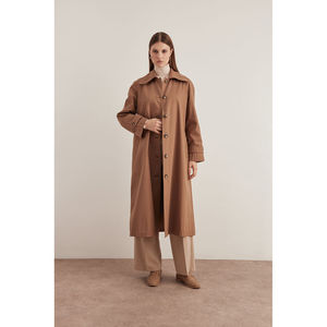 Manteau trench décontracté imperméable couleur tan pour l'automne - Product Image 2