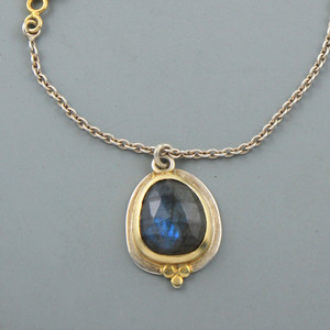 Pierre précieuse labradorite naturelle faite à la main en argent sterling 925 plaqué or pendentifs fantaisie distributeur de bijoux en argent - Product Image 2