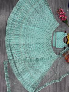 Party Wear Look Diseñador Lehenga Choli Con Bordado, Lentejuelas Trabajo - Product Image 5