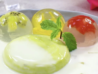 Cubes de gelée de fruits mous Garniture pour dessert aux saveurs multiples du Vietnam