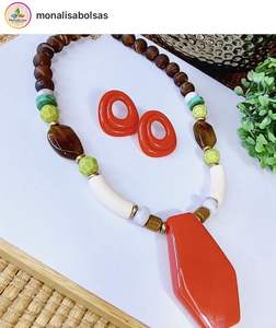 สร้อยคอเรซินประดับลูกปัดศิลปะ - Product Image 4