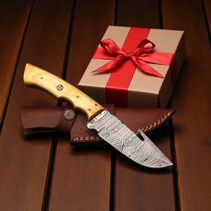 Cuchillo de Caza de Acero de Damasco con Hoja Fija y Gancho para Desollar, Grado Industrial, Mango de Madera, Cuchillos para Desollar, OEM, Camping, Aire Libre, Vertical - Product Image 4