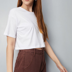Fournisseur de t-shirts décontractés pour femmes avec broderie imprimée, t-shirts en coton de haute qualité, broderie personnalisée pour la production en gros, marque privée - Product Image 5