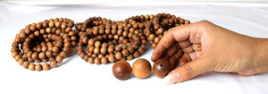 Cuentas de sándalo puro hechas a mano, Mala budista hecha de madera Premium - Product Image 6