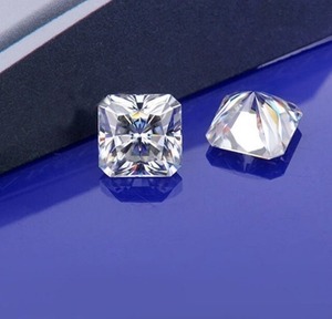 สีขาวสแควร์ Radiant ตัดหลวม Moissanite เพชรตัดที่ยอดเยี่ยมสําหรับแหวนแต่งงาน - Product Image 2