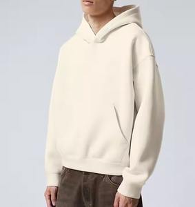 Sweat-shirts personnalisés OEM pour hommes, sweats à capuche surdimensionnés en molleton de coton, sweat-shirt à capuche avec impression 3D en relief pour l'hiver - Product Image 1