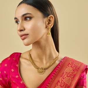 Antique <b>Necklace</b> 184568 Elegant and Timeless for Wedding Occasions - Product Image 1