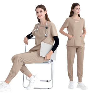 Veste de gommage médicale personnalisée Slim Fit uniforme offre de gros du fournisseur professionnel pour les infirmières et Medicos pour une utilisation à l'hôpital - Product Image 4