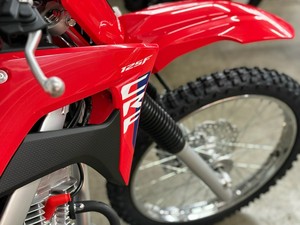 <span class=keywords><strong>ACHETER</strong></span> NOUVELLE HONDA CRF125F 2026 Moto Tout-Terrain 125cc Fabriquée au Japon >55km/h - Product Image 2