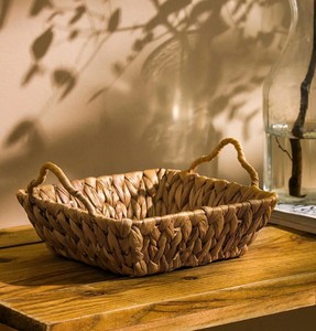 Diseño de bandeja tejida de jacinto de agua tejida a mano, bandeja organizadora rectangular hecha a mano para pan, aperitivos y frutas - Product Image 2