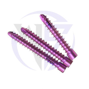 3 Piezas de Tornillos de Bloqueo de Titanio HC de 3.5mm, Tornillos Óseos Ortopédicos Veterinarios e Instrumentos Quirúrgicos para Mascotas - Product Image 1