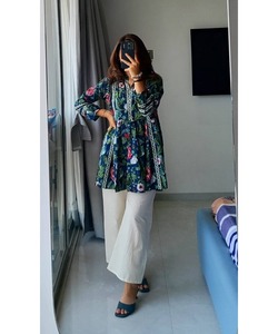 Vestidos formales al por mayor de moda coreana para mujer con escote sin tirantes tela de gasa diamantes diseño teñido liso - Product Image 2