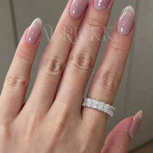 Anillo de Compromiso de Media Eternidad con Diamante Moissanite de Corte Radiante, Chapado en Oro de 14K y Rodio, para Regalo de Aniversario de Bodas o Fiesta - Product Image 1