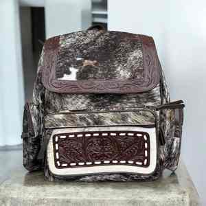 Sac à dos en cuir de vachette, sculpté à la main, motif floral, 100% cuir véritable, vintage, étanche, grande capacité, voyage - Product Image 1