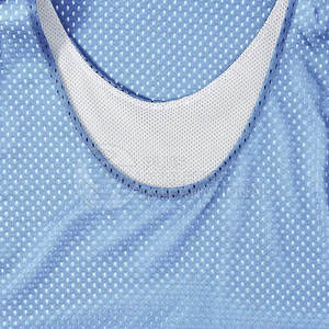 Camiseta de Baloncesto al por Mayor, Diseño Personalizado, Tela de Poliéster para Entrenamiento, Elegante Camiseta de Baloncesto Hecha en Pakistán - Product Image 3