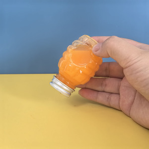 Mini botellas vacías de plástico PET reciclables con forma de piña, botellas de plástico con tapa de rosca para almacenamiento, <span class=keywords><strong>juguetes</strong></span> de jugo, Mini botellas de almacenamiento - Product Image 1