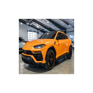 Lamborghini avec suspension magnétorhéologique, s'adaptant aux conditions routières pour une maniabilité plus fluide. - Product Image 1