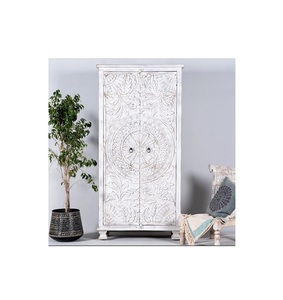 Armoire en bois traditionnelle autoportante verrouillable portes à charnières grande capacité de stockage meubles fonctionnels assemblés compacts - Product Image 1