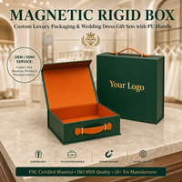Boîte cadeau pliable magnétique personnalisée en cuir PU avec logo doré, poignée découpée et fente, pour vêtements, tailles OEM, vente en gros