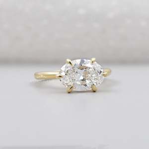 Bague de fiançailles solitaire en diamant ovale de 2,50 ct certifié IGI, cultivé en laboratoire, en or massif 14 carats plaqué rhodium - Design Est-Ouest tendance - Product Image 3