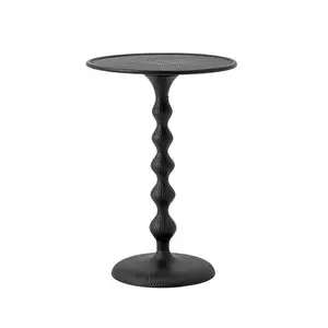 Table d'appoint martelée en métal noir Table d'appoint décorative de salon en fer métallique de haute qualité Table design de luxe en métal fait à la main - Product Image 1