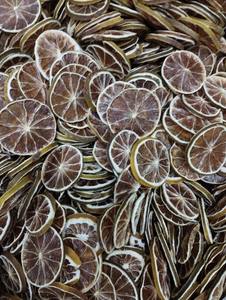 Limón seco en rodajas, adecuado para recetas de bebidas, mezclas de condimentos y alimentos envasados, disponible para compras al por mayor y exportación. - Product Image 6