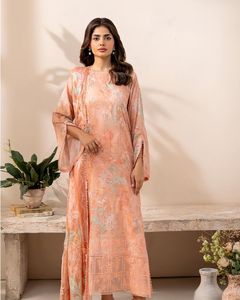 Elegante traje cosido bordado con estampado digital de césped con Pure Check Lawn Dupatta - Product Image 1