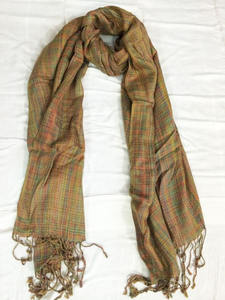 ผ้าพันคอวิสคอสนุ่มพิเศษแฟชั่นฤดูหนาวมาใหม่ผ้าคลุมไหล่ลายตารางหมากรุกของผู้หญิงผ้าคลุมไหล่แบบดั้งเดิมล่าสุด - Product Image 4