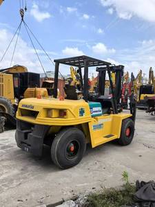 Chariot élévateur Komatsu FD70 d'occasion de 7 tonnes de fabrication japonaise de haute qualité à vendre, alimenté au diesel - Product Image 2