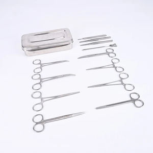 Kit de chirurgie mineure de base de 13 pièces, boîte de stérilisation |   Ensemble de ciseaux chirurgicaux et pinces en acier inoxydable manuels |   Ensemble de pansements médicaux - Product Image 4