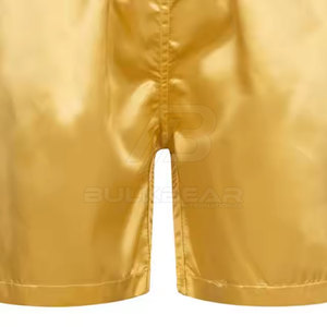 Shorts de boxe haut de gamme 100 % polyester, tissu léger et respirant, personnalisables, coupe ample pour l'entraînement et le sparring masculin - Product Image 5