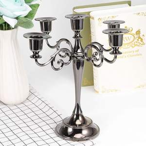 Bougeoir en aluminium argenterie Pot à bougie décoratif unique pour fête, repas, mariage et décoration intérieure - Product Image 6