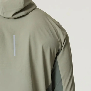 Conjunto Deportivo Personalizado de Invierno con Capucha, Chaqueta Cortavientos de Poliéster/Algodón, Pantalones Deportivos con Cremallera, Resistentes al Viento y Transpirables para Hombre - Product Image 6