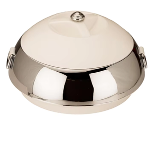 Olla árabe de metal con tapa recubierta de cerámica que permite que el calor se distribuya uniformemente, ayudando a cocinar la comida suavemente sin quemar ni perder la humedad. - Product Image 2