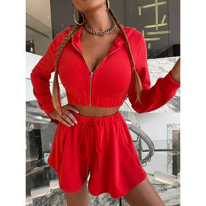 Conjunto Deportivo de Verano para Mujer de Alta Calidad, Hecho a Medida, Dos Piezas, Sudadera con Capucha y Pantalones Cortos, Conjunto de Sudadera con Capucha y Pantalones Cortos Personalizados al por Mayor - Product Image 4